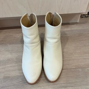 Nisolo Cream Ankle Boots